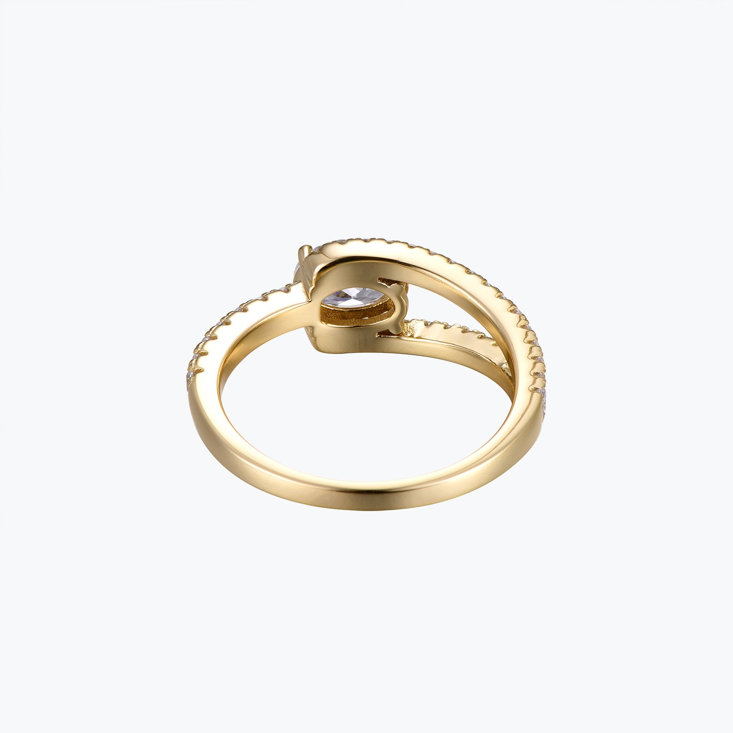 Oval Cut Split-Shank Pavé Moissanite Engagement Ring