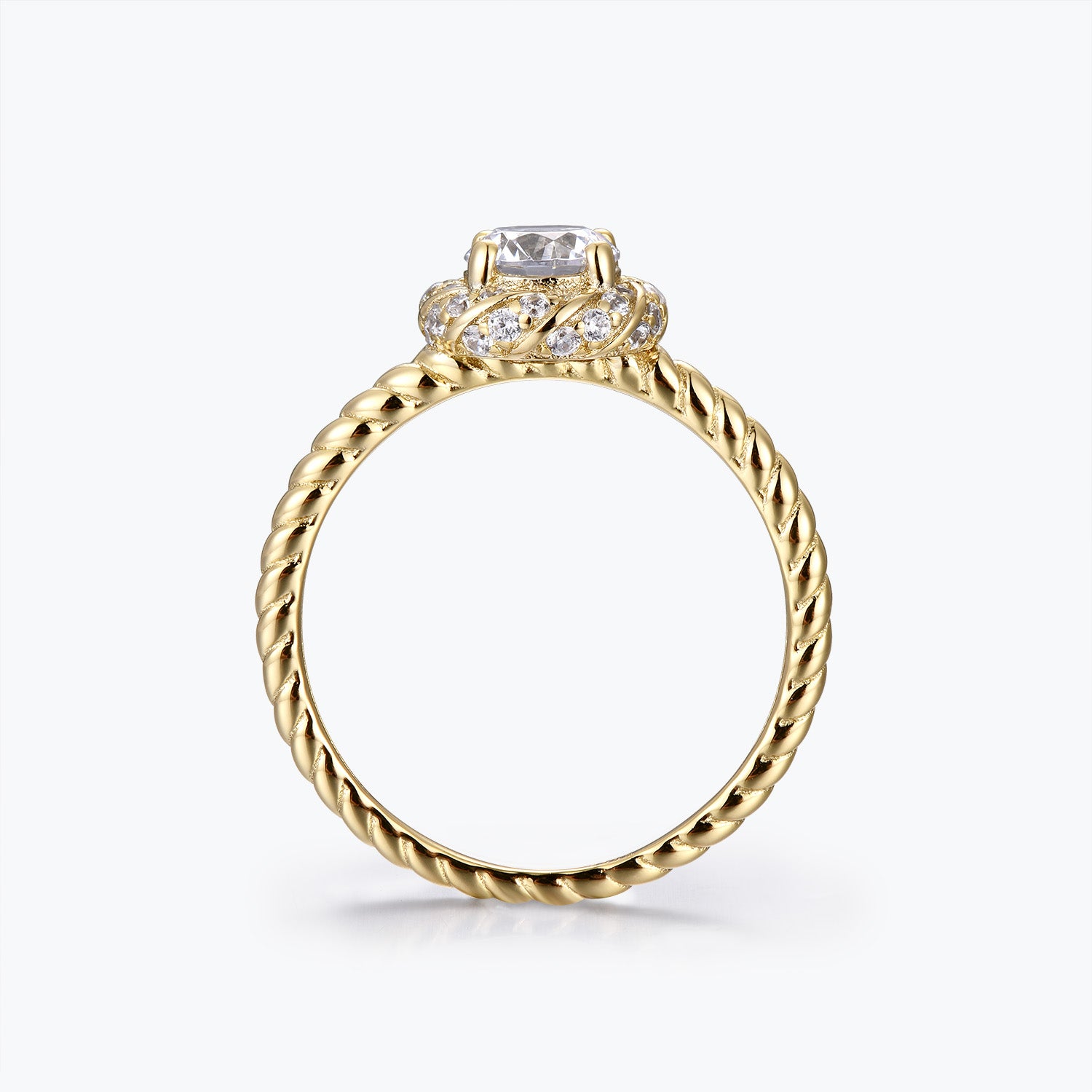 Bague de fiançailles Dissoo® en or jaune, sertie d'un halo torsadé et d'une moissanite.