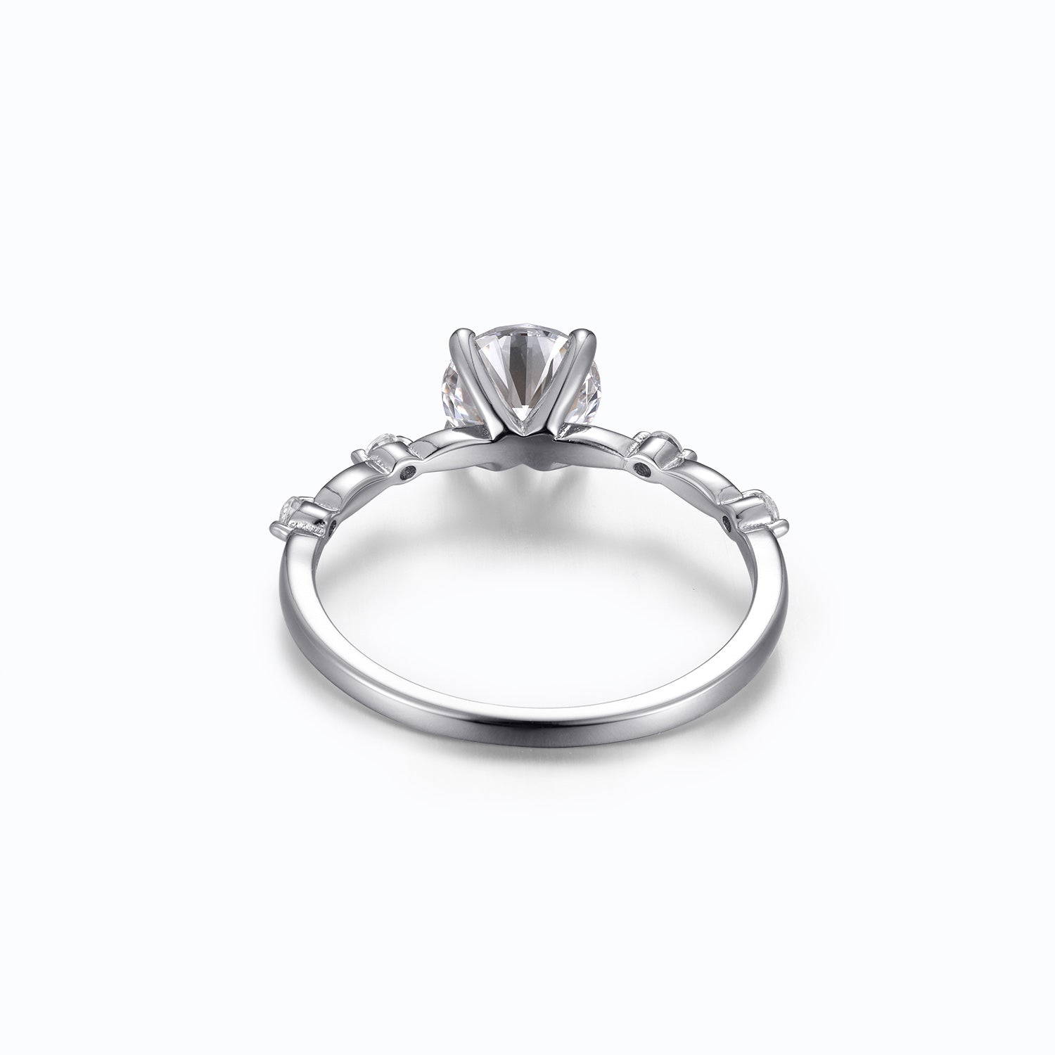 Round Cut Versailles Moissanite Engagement Ring