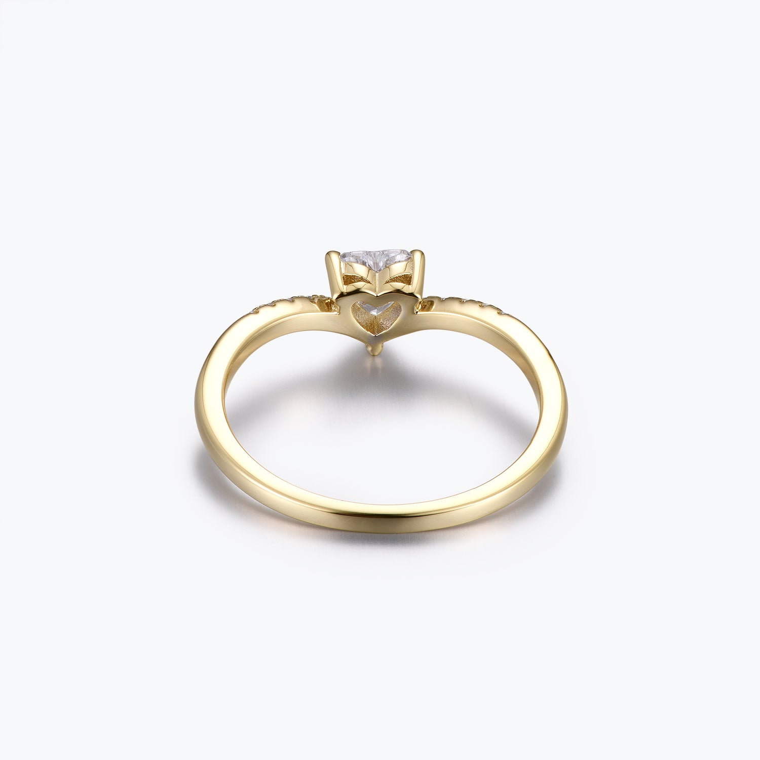Dissoo® Verlobungsring mit 0,5 ct Moissanit im Herzschliff und Chevron-Ringschiene in Gold Vermeil