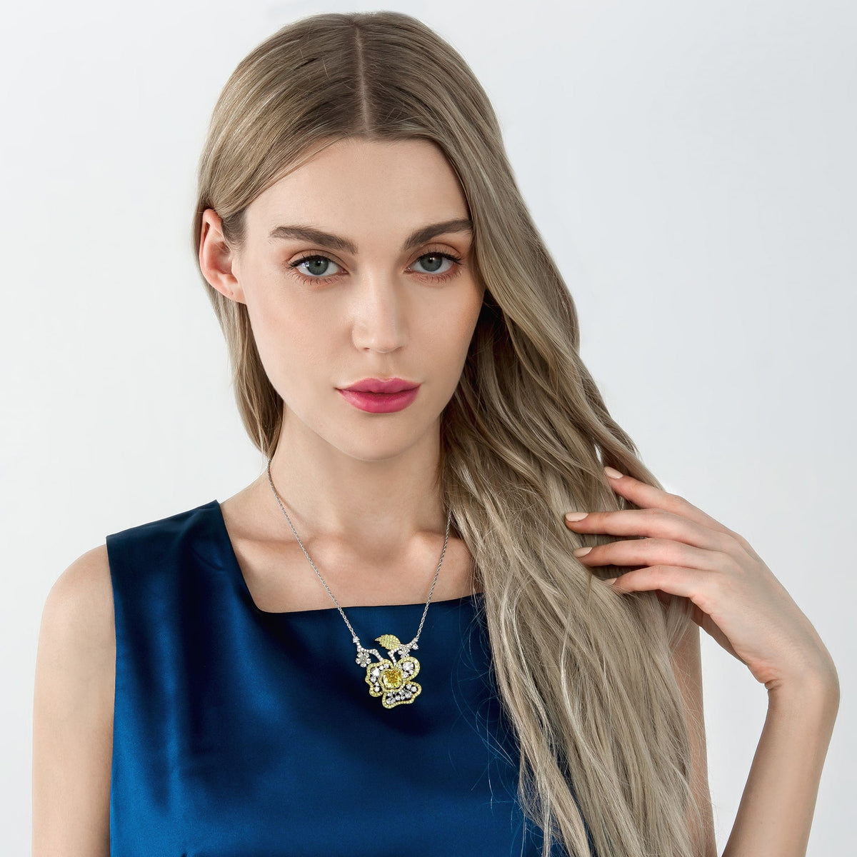 Dissoo® Yellow & White Floral Cluster Luxury Cocktail Necklace - dissoojewelry